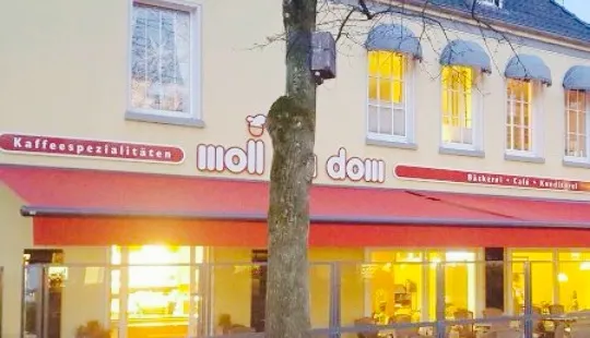 Moll Am Dom