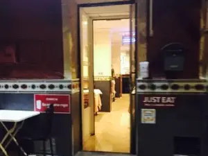 The Mandarin - Cocina Asiática
