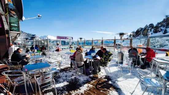 Polar Bar Restaurant