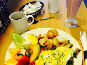 Tina's Breakfast & Lunch
