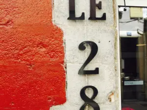 Le 28