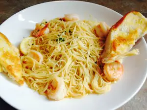 Angelo's New York Style Pizza & Bistro