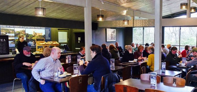 MacLeod Tables Cafe