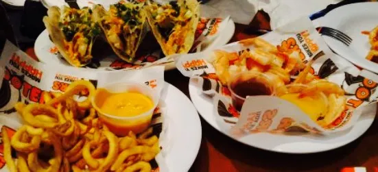 Hooters Mexicali