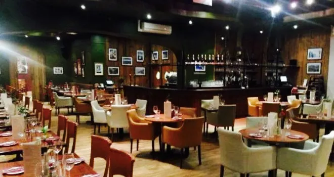 Azzurro Bar & Restaurant