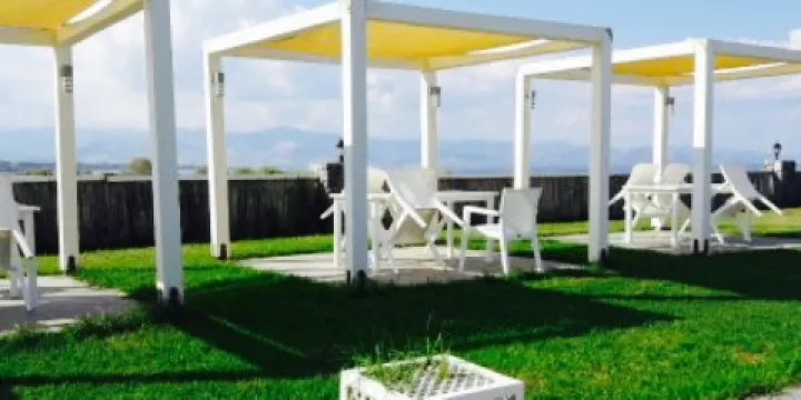 Joya Bar And Bistro Restaurant