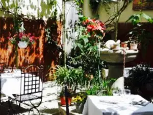 Cote Jardin