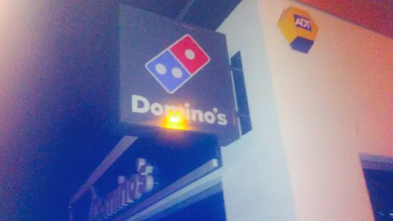 Domino's Pizza - Johnstone