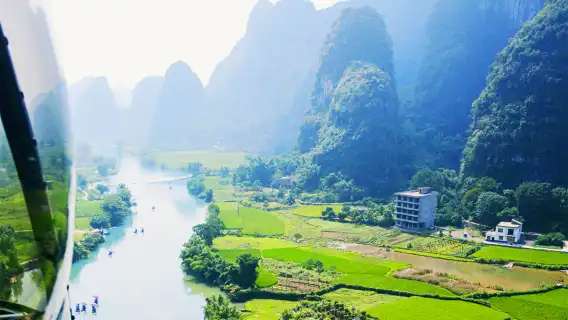 廣西桂林陽朔直升機飛行體驗-體驗飛/豪華飛/尊享飛【俯瞰十里畫廊/遇龍河/福利古鎮/灕江】