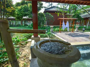 Chongqing Tongjing Hot Spring Resort