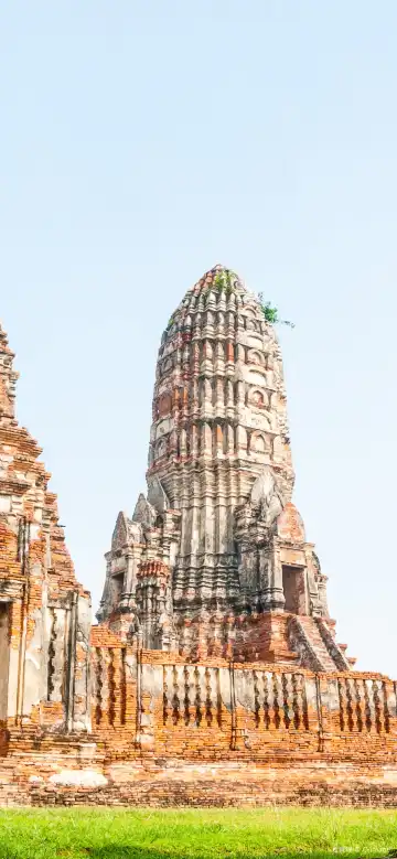 Hotels near Wat Chaiwatthanaram