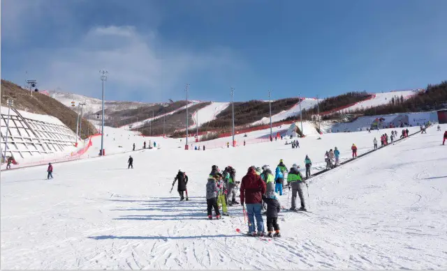 Zhangjiakou Skiing