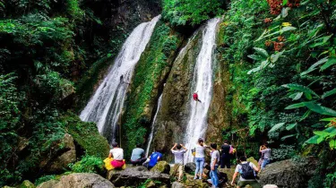 Jiufeng valley of Three Gorges Ξενοδοχεία στην πόλη Yidu