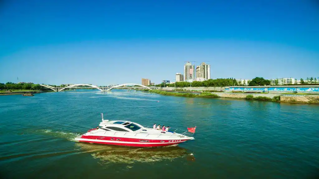 Hotels near Shali River Scenic Area