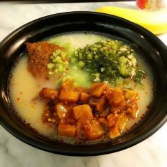 Bouche User Photo