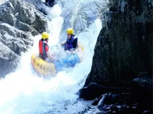 Tianmen Mountain Canyon Rafting
