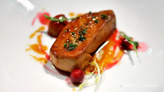 LA TABLE de Joël Robuchon