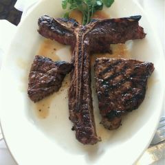 Mangoes Bar & Grill User Photo