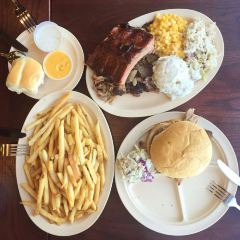 Whole Hog Cafe張用戶圖片