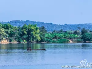 Lake Yeak Laom