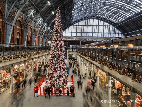 St Pancras International