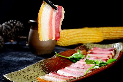 石林彝米水乡客栈