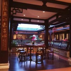 JADE RIVER User Photo