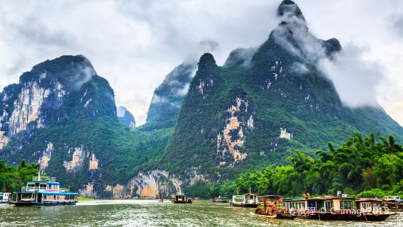 桂林漓江正航四星豪華遊船半日遊【自助餐·可選銀子岩一日遊】