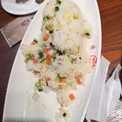 RONGPENGFENGWEIHUBING User Photo