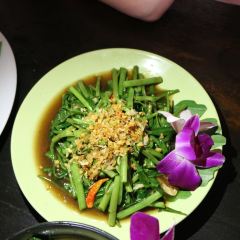 Tony's Place 여행 사진