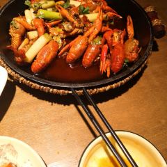 李串串老店·李杰一家三口(解放碑总店) User Photo