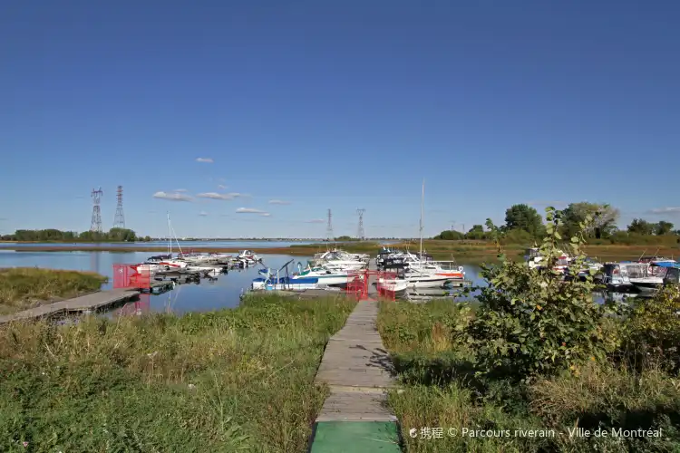 Hôtels à : Pointe-aux-Trembles