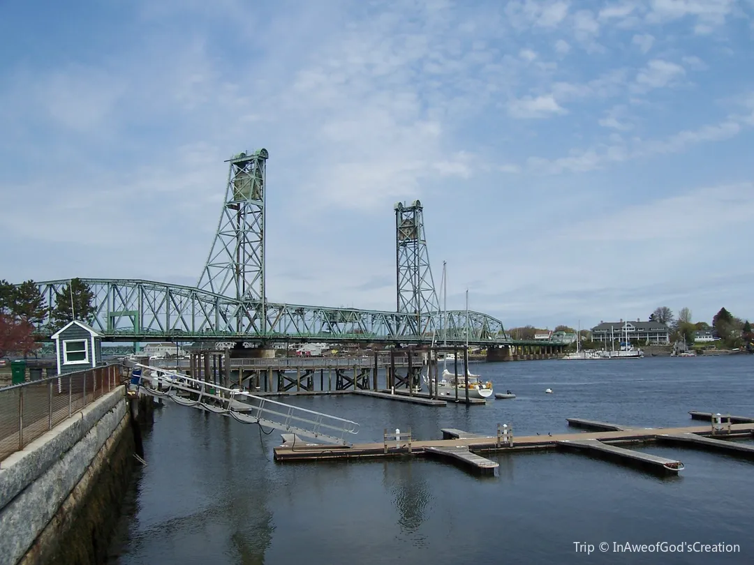2_Memorial Bridge