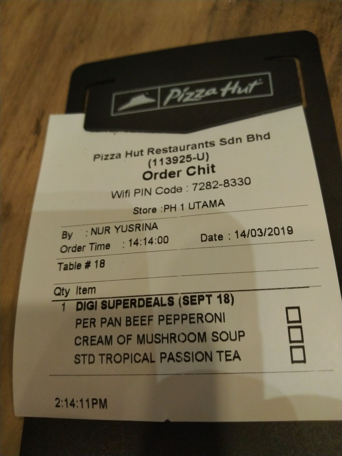 Pizza Hut 1 Utama Reviews Food Drinks In Selangor Petaling Jaya Trip Com