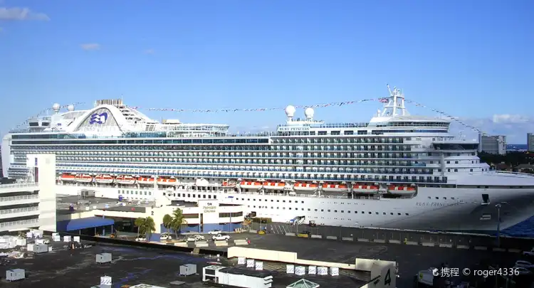 Hotels near Port Everglades