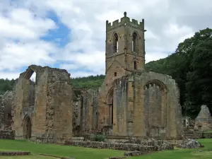 Mount Grace Priory, House and Gardens