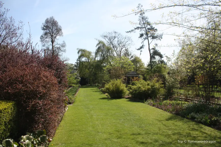 NT Courts Garden