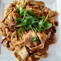 壹阁胡羊焖饼 User Photo