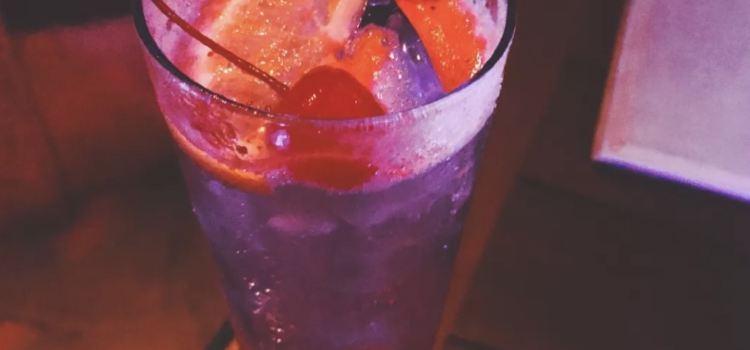 Ice Station Cafe