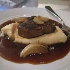 La Vue Waterfront Restaurant 여행 사진