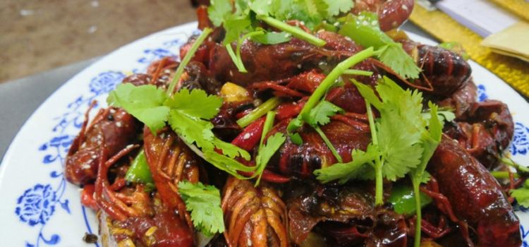 老公社特色菜饺子城