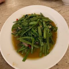 Moom Aroi張用戶圖片