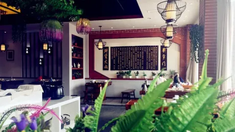 刘掌门鲜货火锅(温泉店) in Contea di Lu