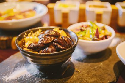 横店影视城龙景雷迪森庄园酒店·海鲜自助餐厅(高速公路口店)