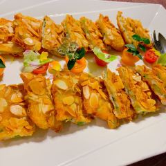 Sun Chateau On The Bund User Photo