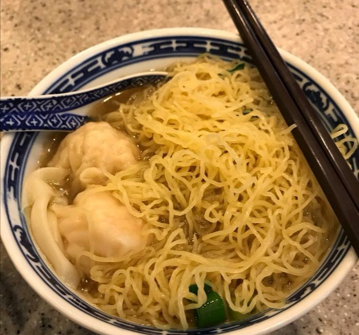 รีวิวที่เที่ยวฮ่องกง Tsim Chai Kee Noodle (Wellington Street