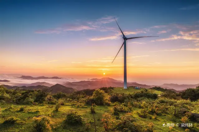 Sea of Clouds Sightseeing in Chenzhou