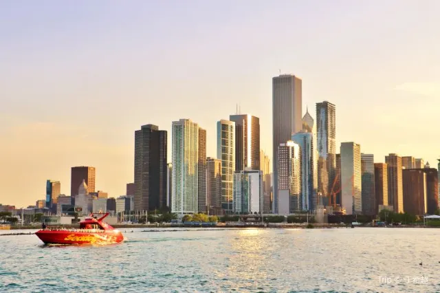 Navy Pier: Chicago’s Most Fascinating Neighborhood for Families