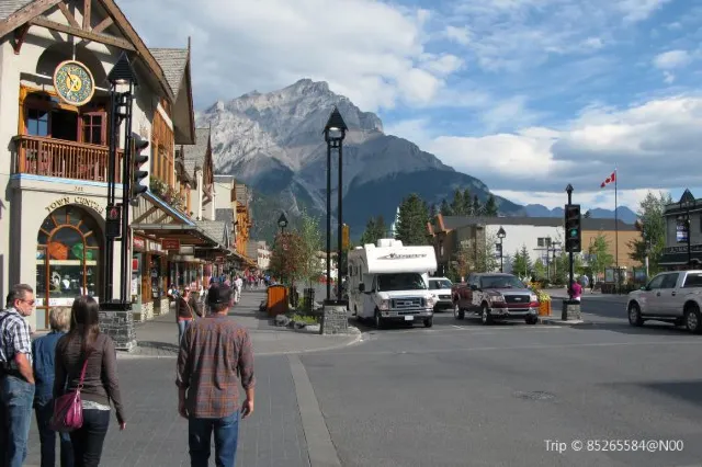 To Relax after A Day Hiking: Banff Upper Hot Springs