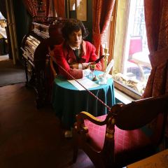 Literary Cafe User Photo